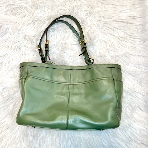 Coach East West Green Leather Tote Shoulder Bag - Picture 2 of 13